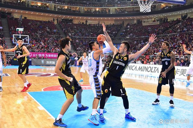 澳客直播-亚洲篮球杯赛勇士角逐最后之战(亚洲篮球杯赛勇士角逐最后之战是哪一场)
