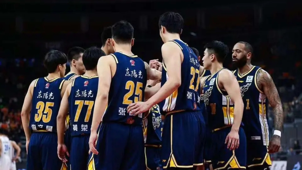 澳客课程-包含天津男篮再胜一城,全员团结协作豪取连胜的词条