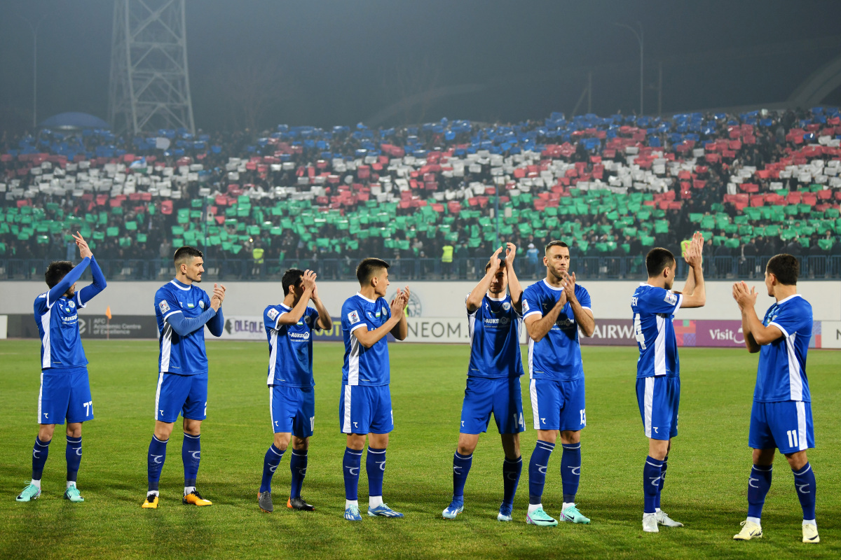 澳客课程-德比之战:上港上海与上港泰达热血对决