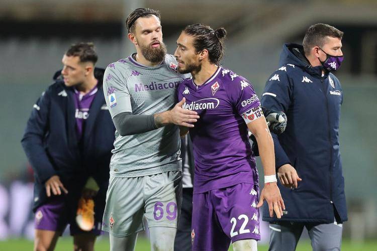 澳客平台-佛罗伦萨前锋重伤报销,球队急需替补