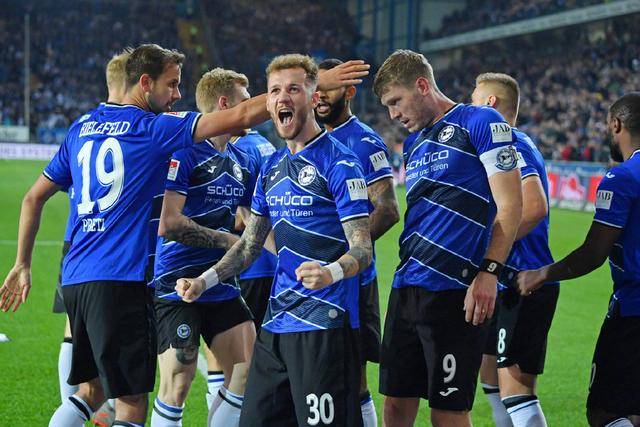 澳客注册-包含门兴格拉德巴赫主场击败柏林赫塔,继续向前的词条