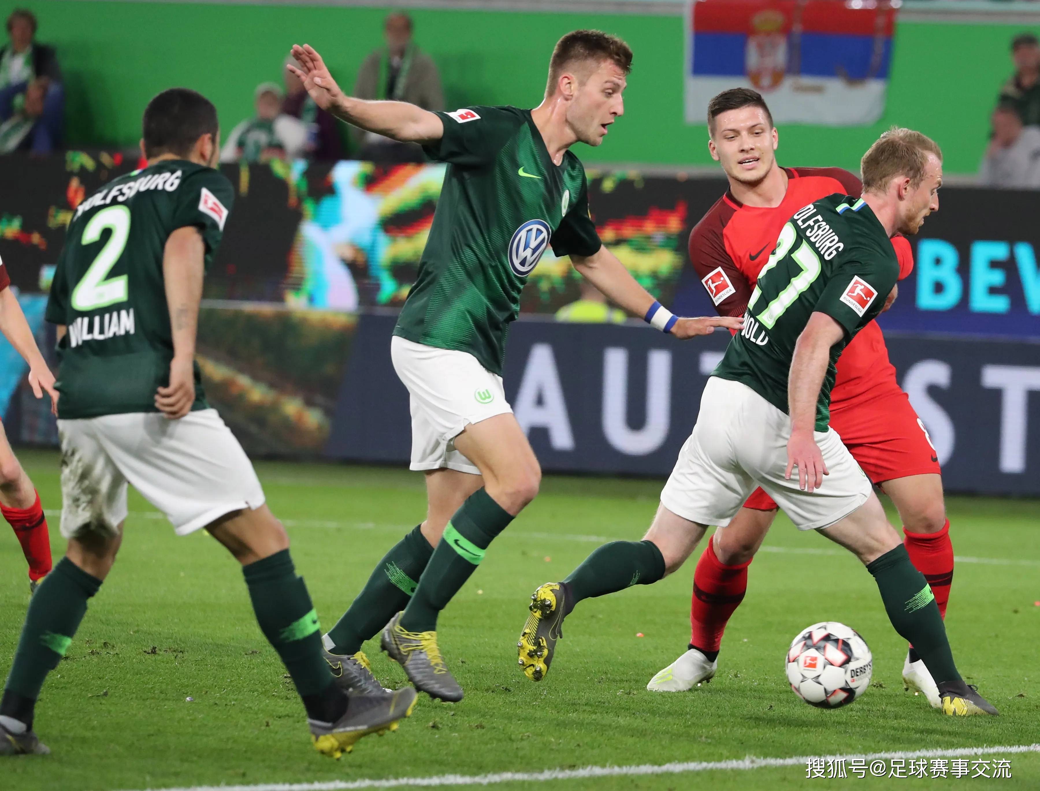 澳客网站-德国队在半决赛中遭遇惨败,无缘欧洲联赛决赛