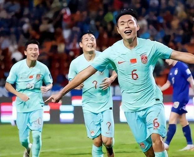 小组积分榜:法兰克福排名下滑至第十三位的简单介绍