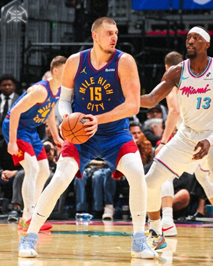 澳客官网app-人球员集体伤愈,备战下一场与热火的对决的简单介绍