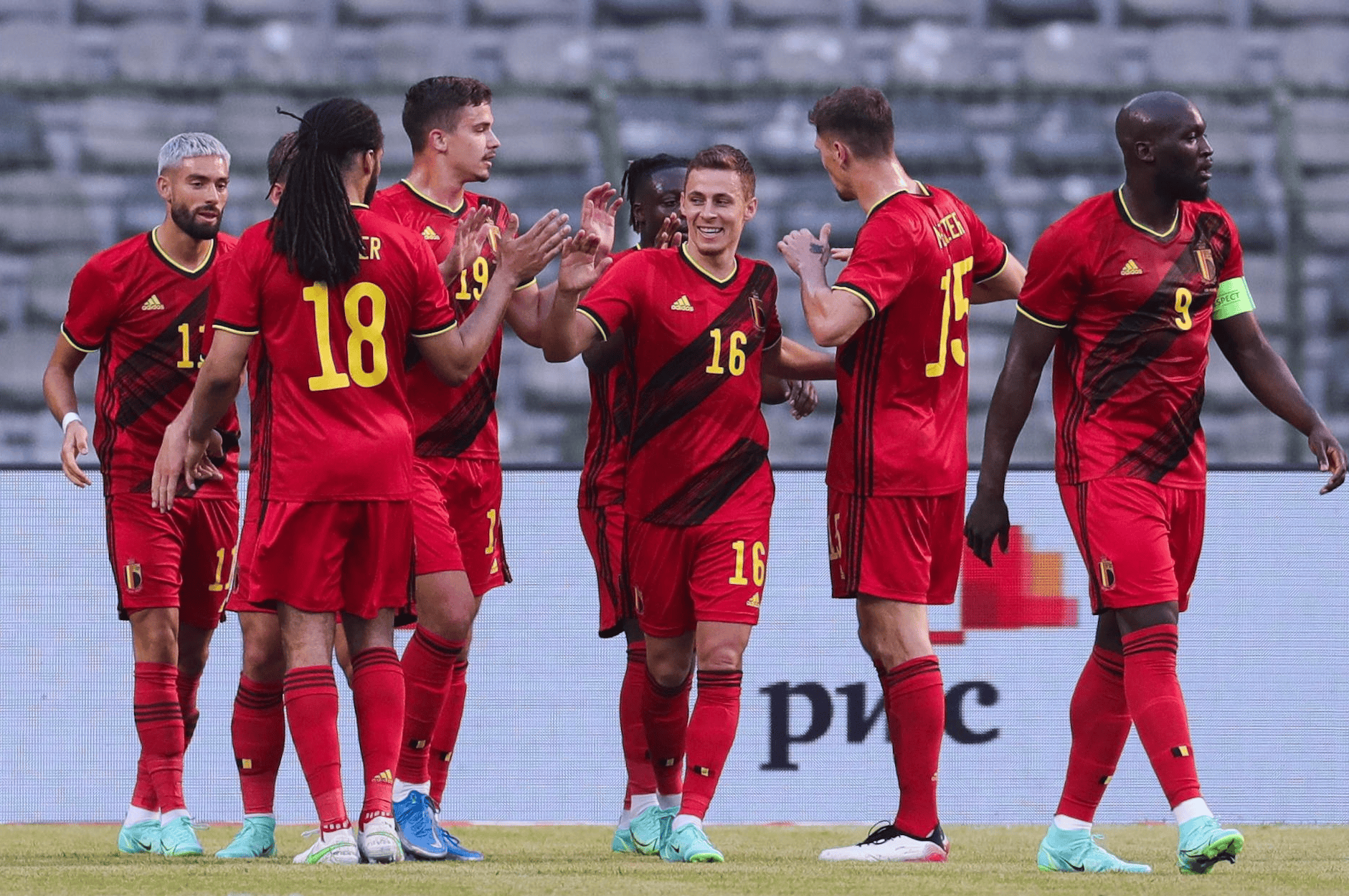 澳客亚洲官网-北马其顿队挤入欧洲杯正赛,实力谋求突围的简单介绍