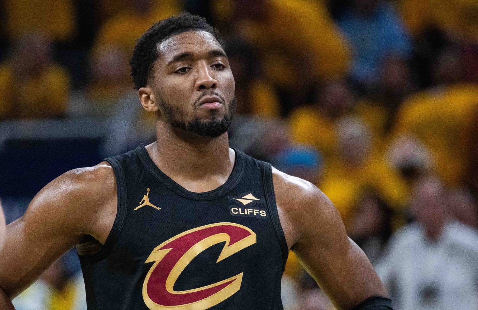 澳客竞技-包含米切尔再度亮相篮球舞台,台风队蝉联总冠军的词条