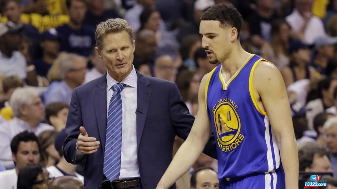 澳客教练-包含汤普森康复进入关键期,教练组密切关注他的恢复情况的词条