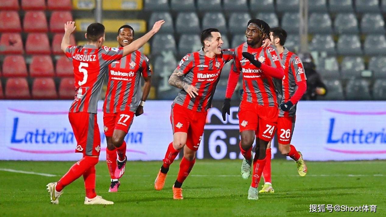 澳客平台-关于佛罗伦萨客场失利,团队怎样拼搏坚持到底?的信息