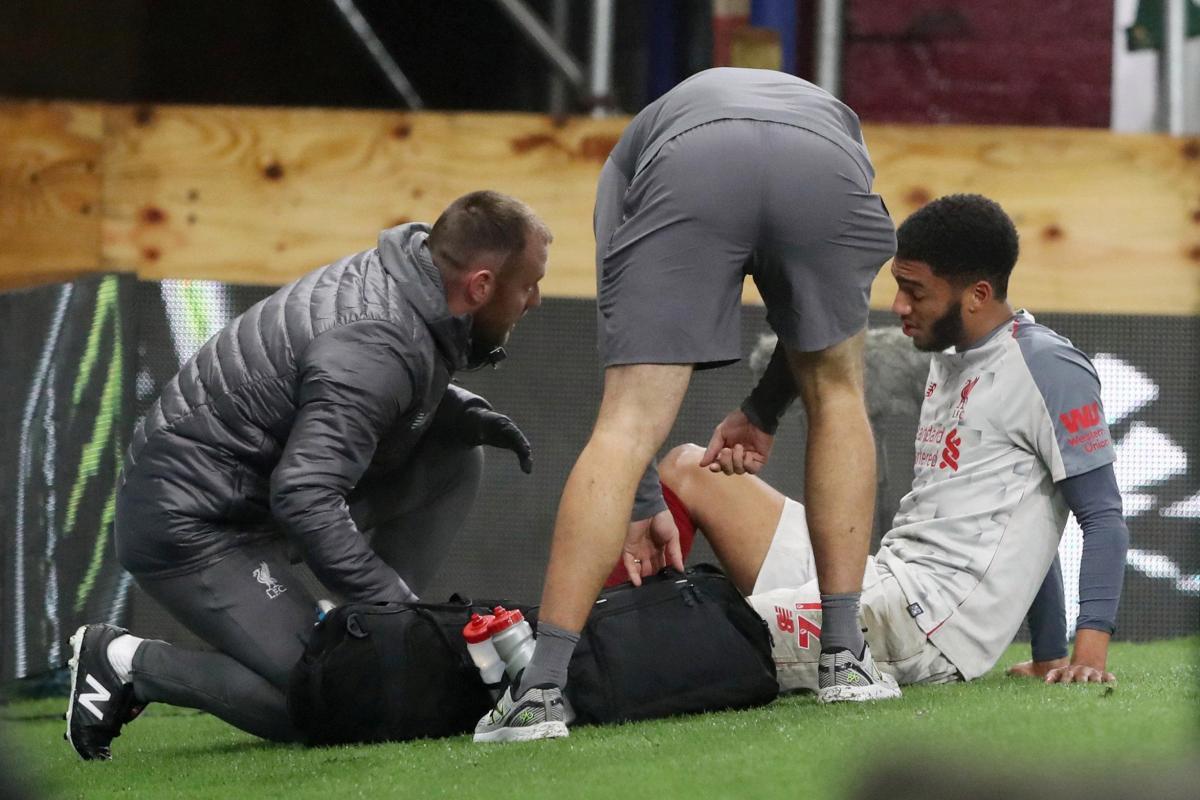 澳客教练-火箭助教受伤,球员集体挺身相助